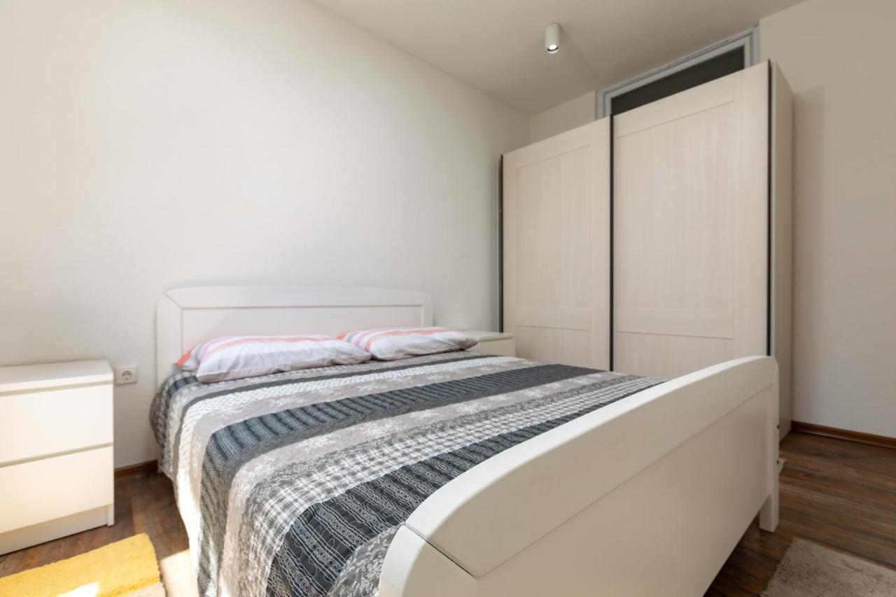 Apartments Smaila 1729 Pula Ngoại thất bức ảnh